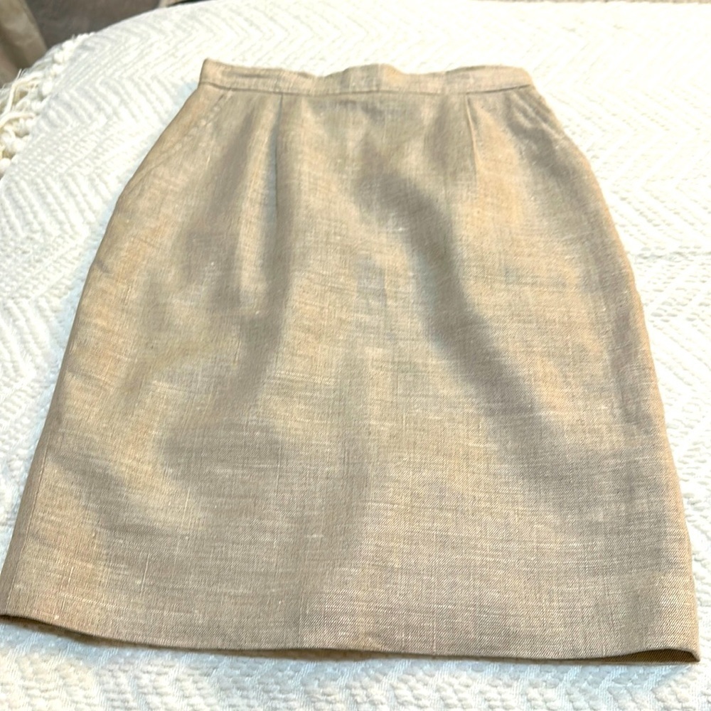 Talbots Petite Oatmeal Colored Linen Skirt Size 8P- will fit Size 6P